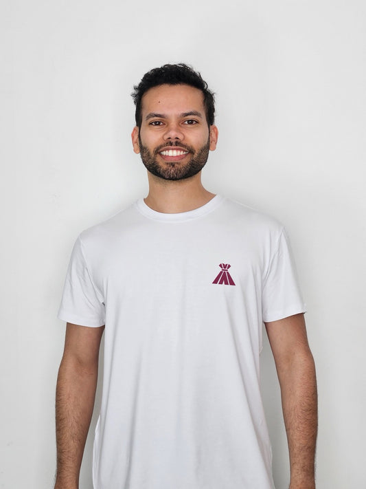 Camiseta Branca de Omulu para Umbanda – Linha Tech com Conforto