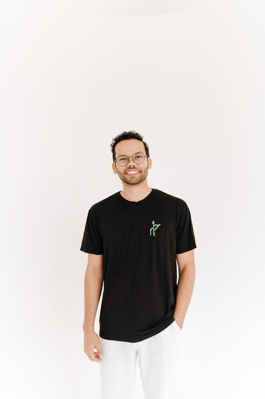 Camiseta de Oxóssi Tech Basic Preta - Viscose e Conforto Máximo para Umbandistas