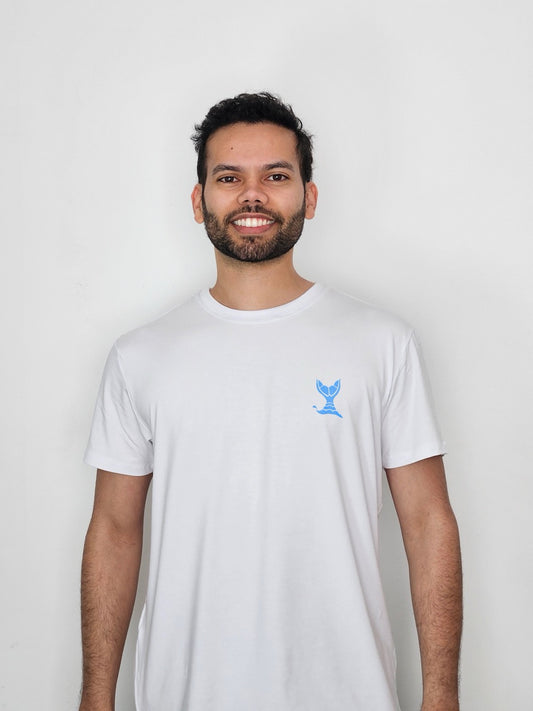 Camiseta de Iemanjá Tech Branca - Viscose e Conforto Máximo para Umbandistas